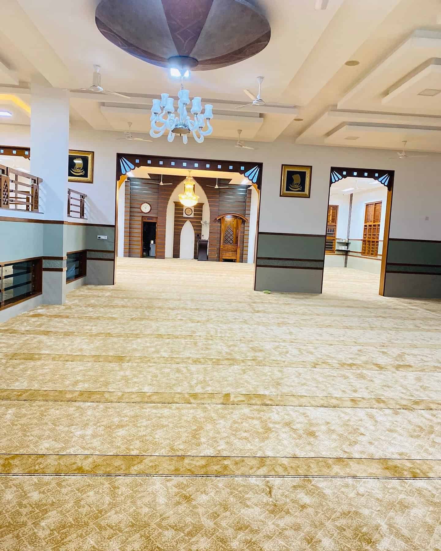 Turkish Carpet Installation at Chennai Grand Mosque